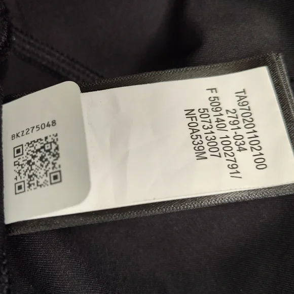 The North Face Women's Black Bike Shorts - Picture 6 of 6